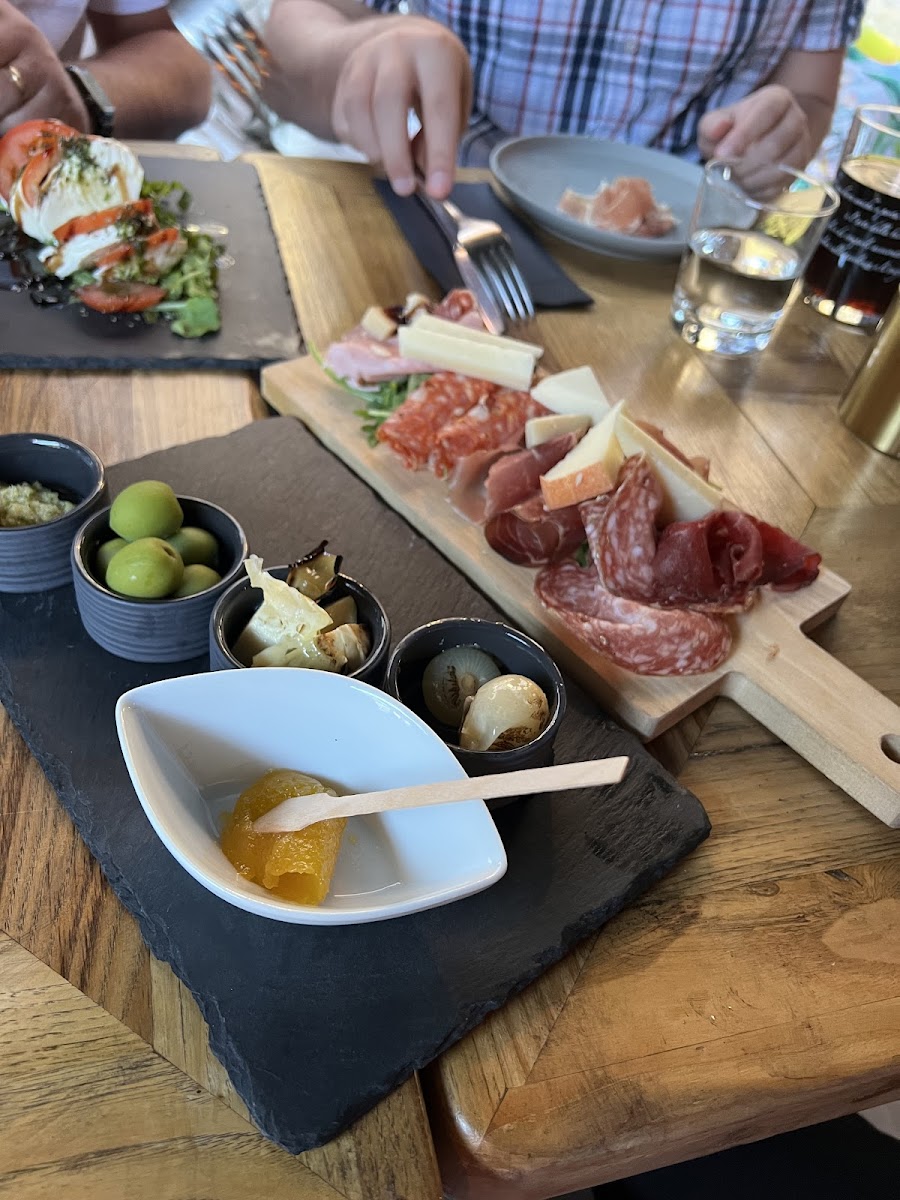 Cantina N3 Photos 2